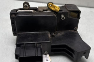 Serrure avant droit FORD FIESTA 5