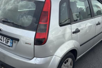 Serrure avant droit FORD FIESTA 5