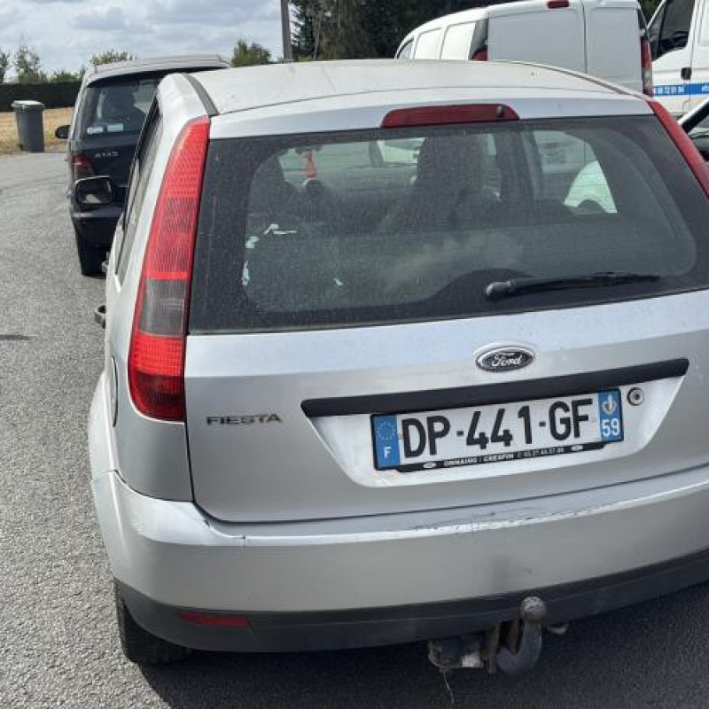 Serrure avant droit FORD FIESTA 5 Photo n°9