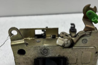 Serrure avant droit OPEL MOVANO A