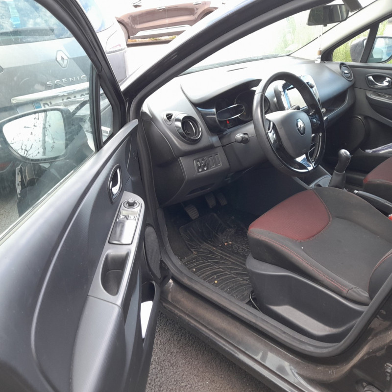 RENAULT CLIO 4 PHASE 1 1.5 DCI - 8V TURBO Photo n°9