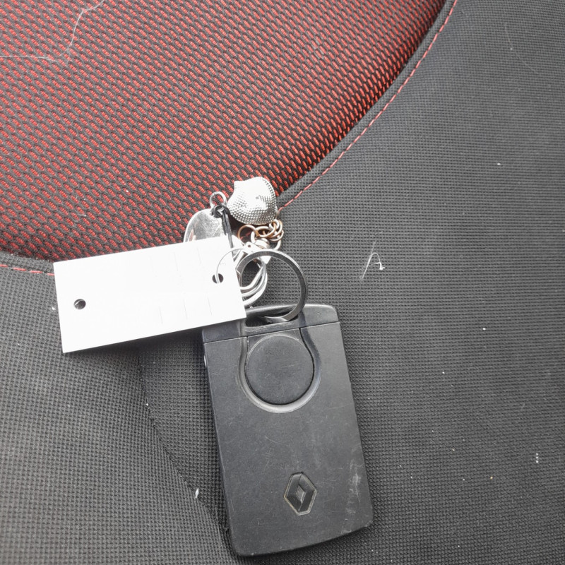 RENAULT CLIO 4 PHASE 1 1.5 DCI - 8V TURBO Photo n°15