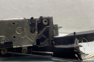 Serrure avant droit FORD FIESTA 5