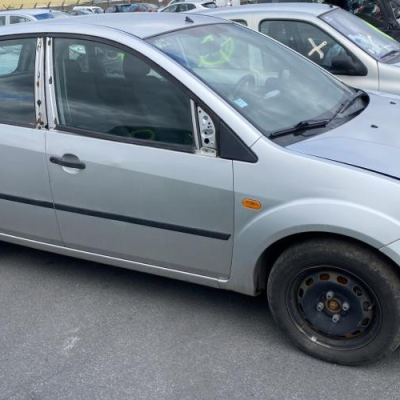 Serrure avant droit FORD FIESTA 5 Photo n°12