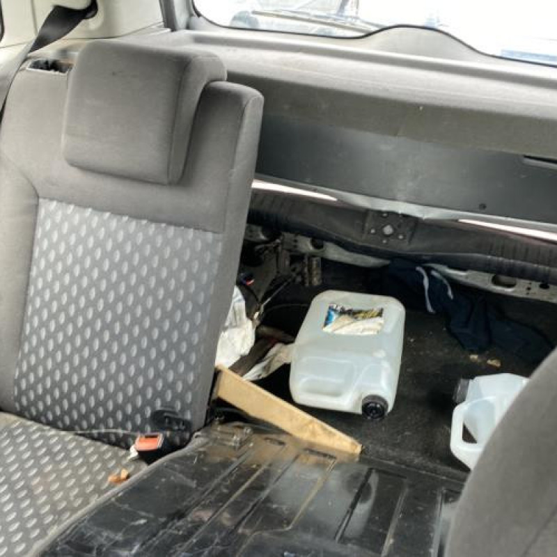 Serrure avant droit FORD FIESTA 5 Photo n°15