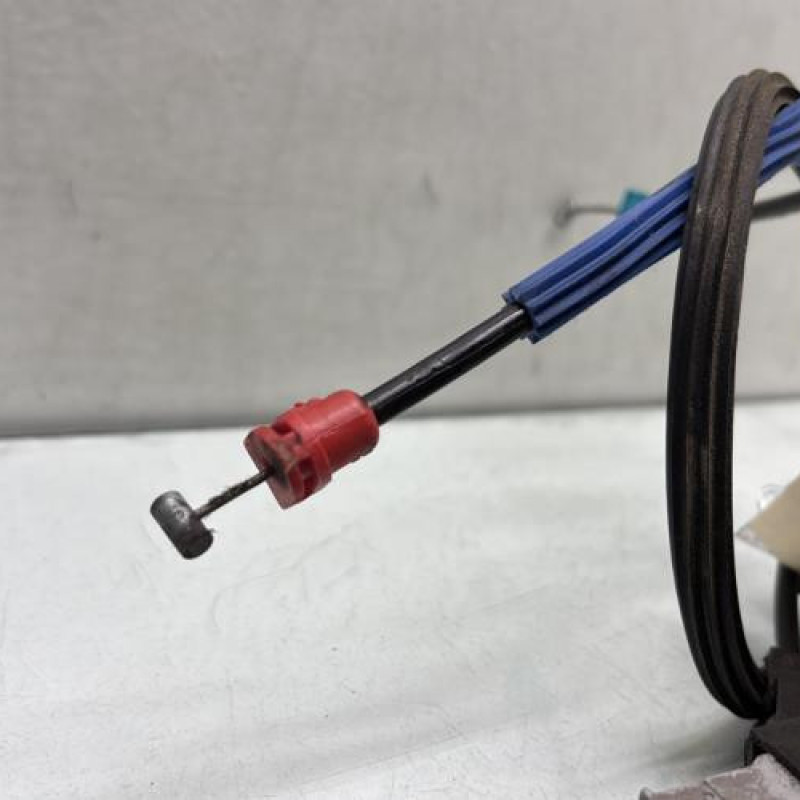 Serrure avant gauche PEUGEOT 407 Photo n°2