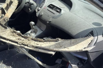 Serrure avant gauche HONDA CIVIC 8