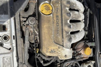 Serrure avant droit OPEL TIGRA 1