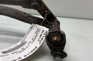 Moteur essuie glace avant VOLKSWAGEN BORA
