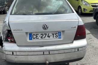 Moteur essuie glace avant VOLKSWAGEN BORA