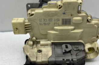 Serrure avant gauche VOLKSWAGEN PASSAT 5 Photo n°1