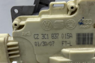 Serrure avant gauche VOLKSWAGEN PASSAT 5