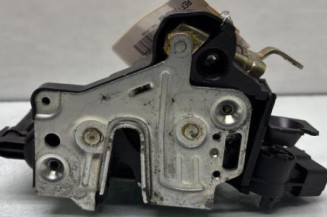 Serrure avant gauche MERCEDES CLASSE E 210 Photo n°1