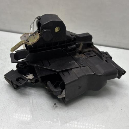 Serrure avant gauche MERCEDES CLASSE E 210