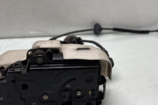 Serrure avant droit VOLKSWAGEN PASSAT 4 Photo n°1