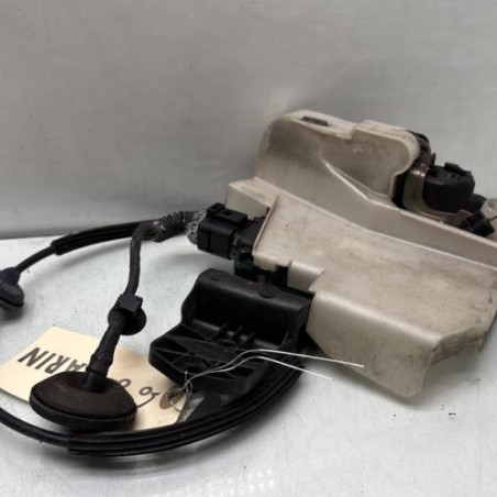 Serrure avant droit VOLKSWAGEN PASSAT 4