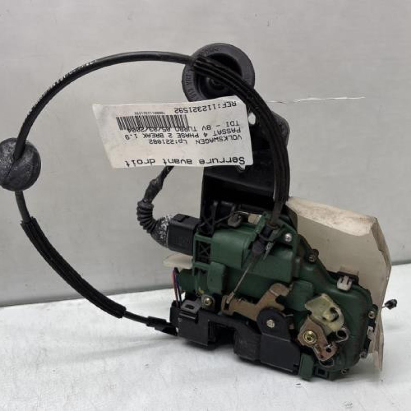 Serrure avant droit VOLKSWAGEN PASSAT 4 Photo n°3