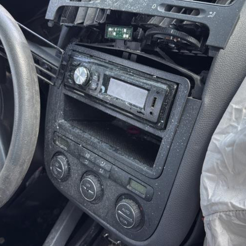 Serrure avant droit VOLKSWAGEN GOLF 5 Photo n°14