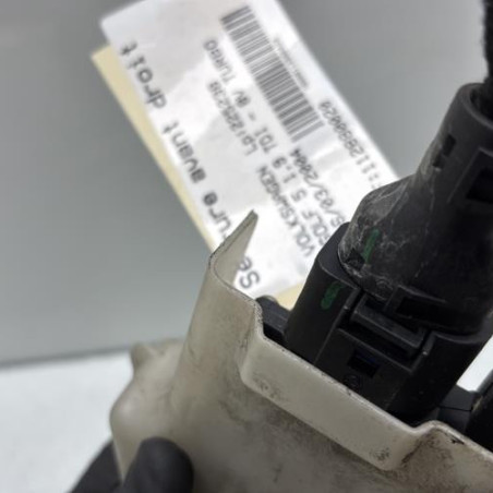 Serrure avant droit VOLKSWAGEN GOLF 5