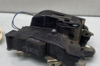 Serrure avant droit MERCEDES VITO 639