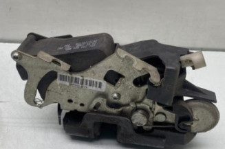 Serrure avant droit MERCEDES VITO 639