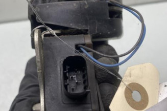 Serrure avant droit MERCEDES VITO 639