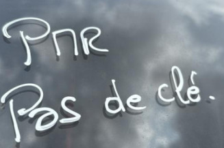 Serrure avant droit MERCEDES VITO 639