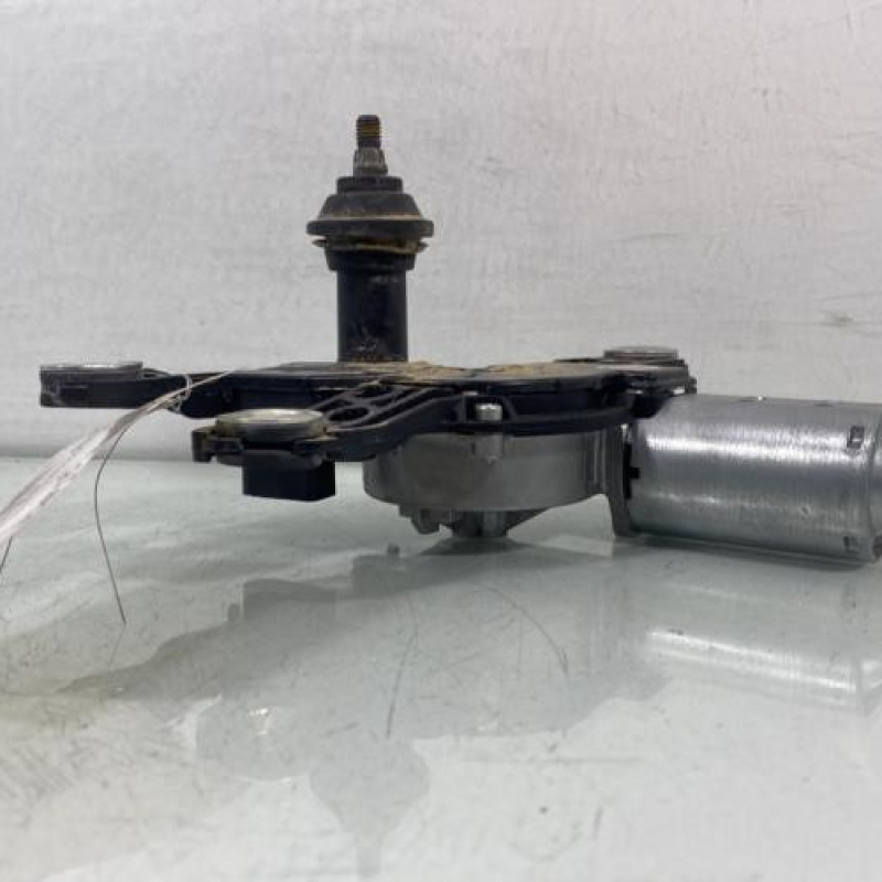 Moteur essuie glace arriere VOLKSWAGEN POLO 6 Photo n°1