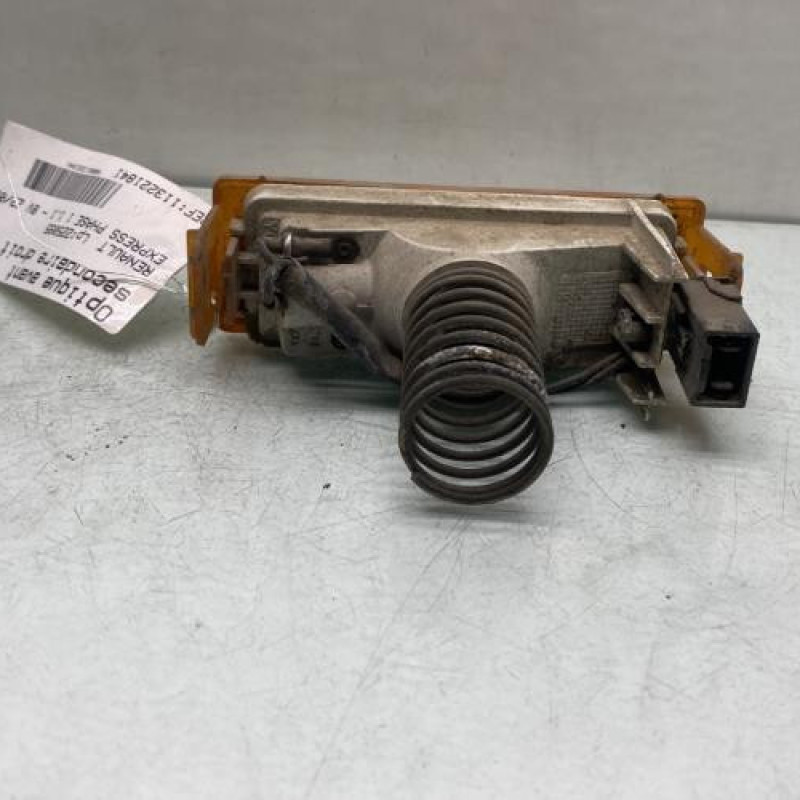 Optique avant secondaire droit (feux)(clignotant) RENAULT EXPRESS Photo n°3