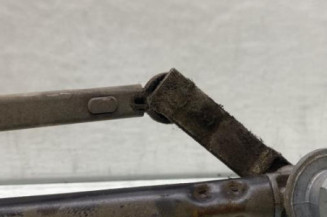 Moteur essuie glace avant RENAULT EXPRESS