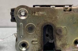 Serrure avant gauche RENAULT EXPRESS