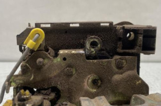 Serrure avant gauche RENAULT EXPRESS