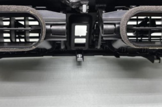 Aerateur tableau de bord RENAULT KADJAR