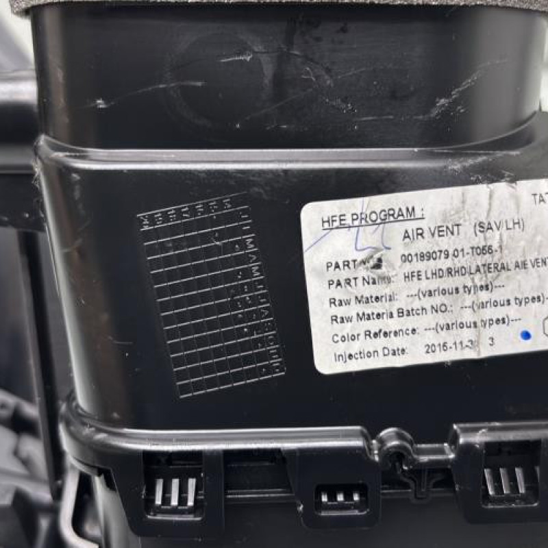 Aerateur tableau de bord avant gauche RENAULT KADJAR Photo n°7