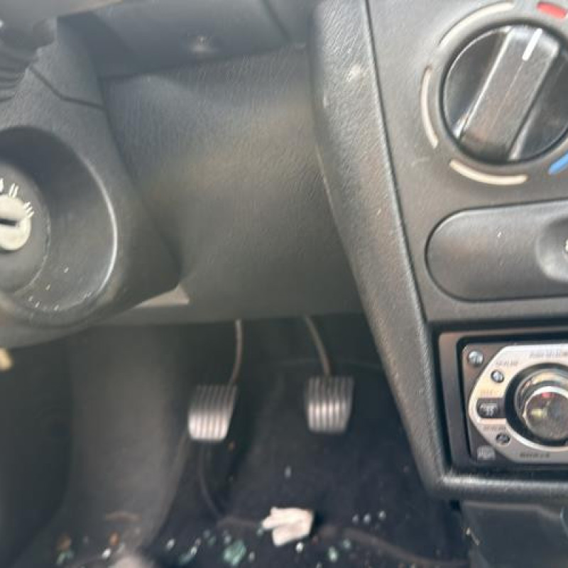 Serrure avant gauche OPEL TIGRA 1 Photo n°19