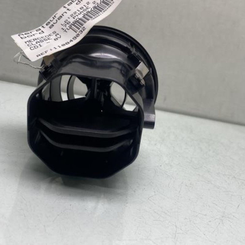 Aerateur tableau de bord avant droit MERCEDES CLASSE A 176 Photo n°3