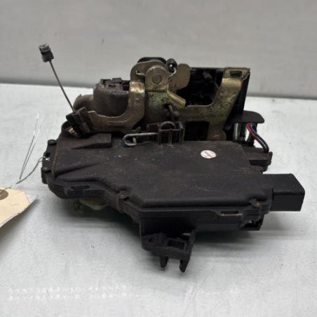 Serrure avant gauche VOLKSWAGEN BORA