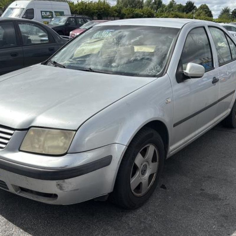 Serrure avant gauche VOLKSWAGEN BORA Photo n°5