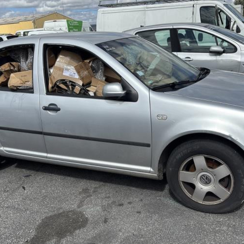 Serrure avant gauche VOLKSWAGEN BORA Photo n°11