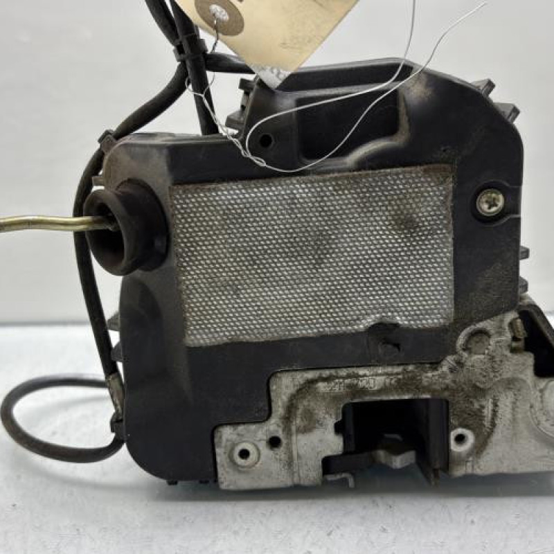 Serrure avant gauche MERCEDES CLASSE E 211 Photo n°6