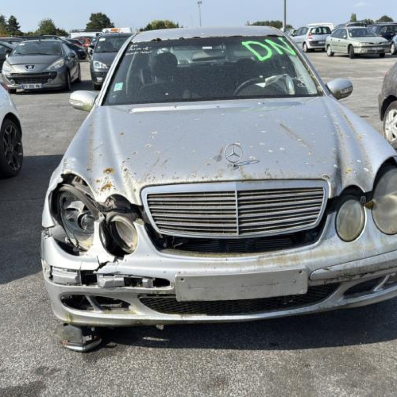 Serrure avant gauche MERCEDES CLASSE E 211 Photo n°15