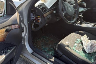 Serrure avant gauche MERCEDES CLASSE E 211