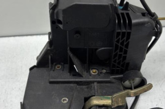 Serrure avant gauche MERCEDES CLASSE C 203