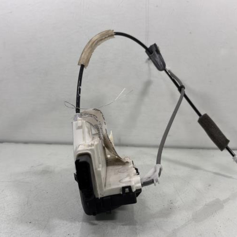 Serrure avant gauche CITROEN C4 CACTUS Photo n°2