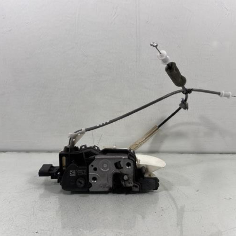 Serrure avant gauche CITROEN C4 CACTUS Photo n°3