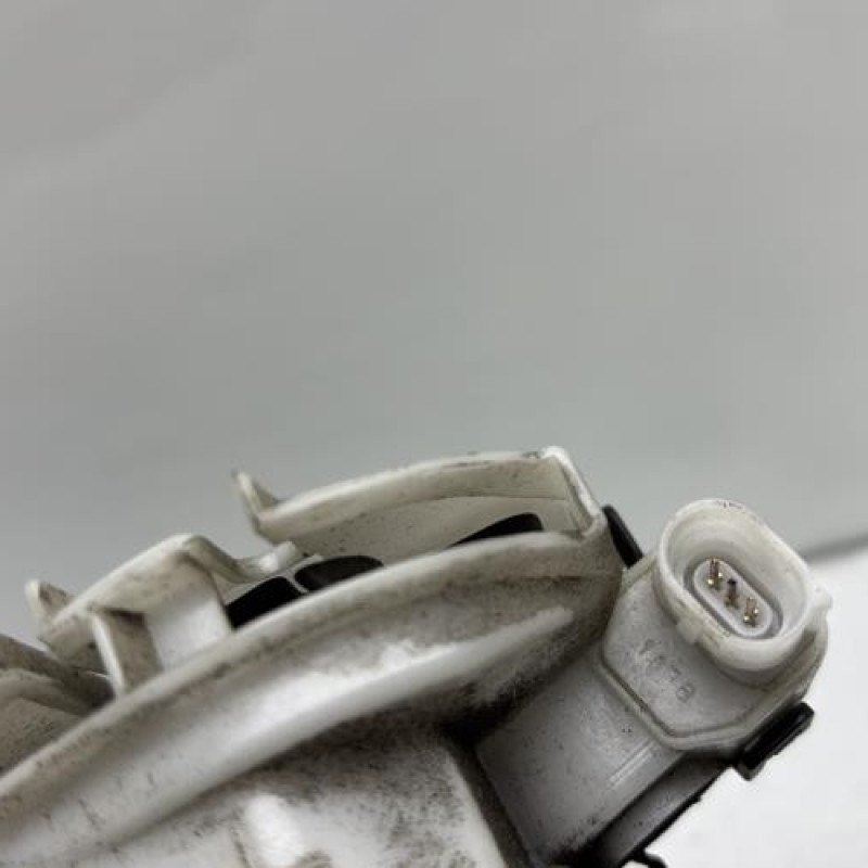 Serrure avant gauche VOLKSWAGEN POLO 3 Photo n°3