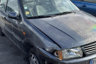 Serrure avant gauche VOLKSWAGEN POLO 3