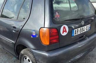 Serrure avant gauche VOLKSWAGEN POLO 3