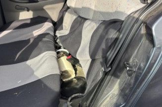 Serrure avant gauche VOLKSWAGEN POLO 3