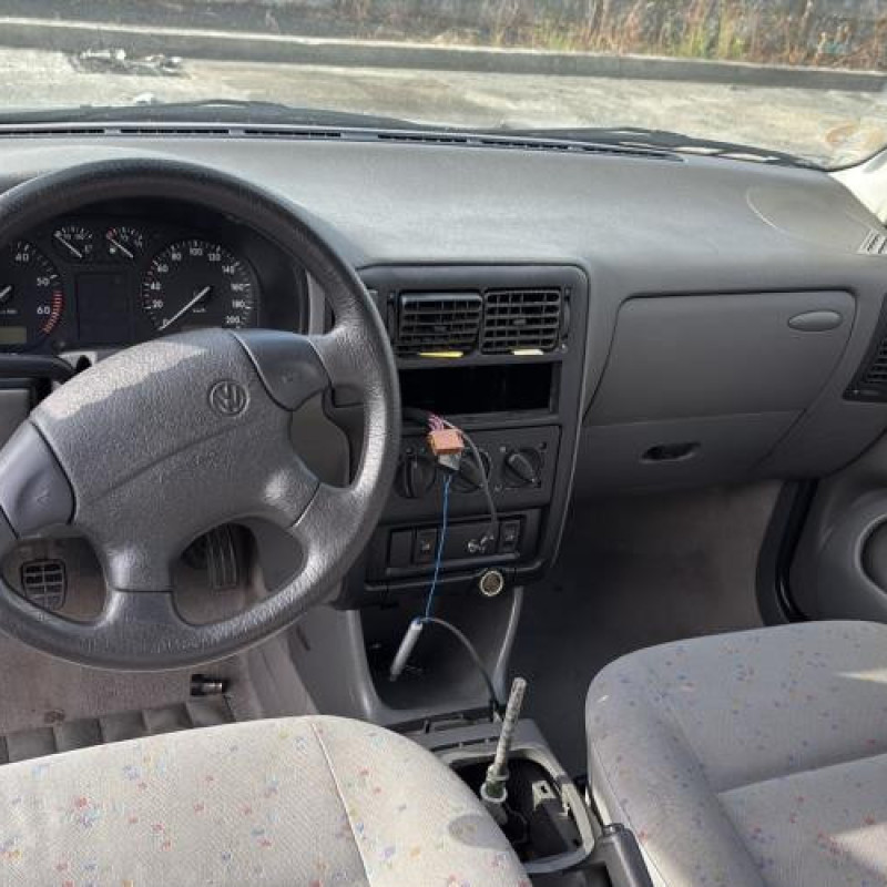 Serrure avant gauche VOLKSWAGEN POLO 3 Photo n°20